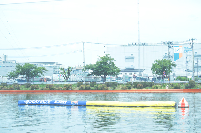 ボートレース戸田競艇場-水面写真